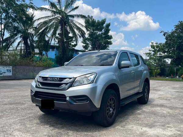 ISUZU MU-X 2.5 (CD)