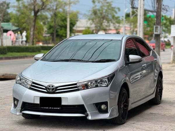 TOYOTA ALTIS 1.6G DUAL VVTI TOP OPTION