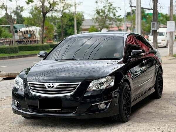 TOYOTA CAMRY 2.0G TOP OPTION