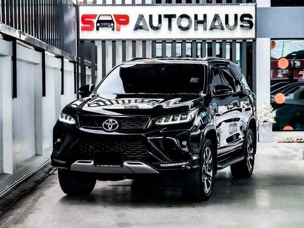 TOYOTA FORTUNER LEGENDER 2.4 AT