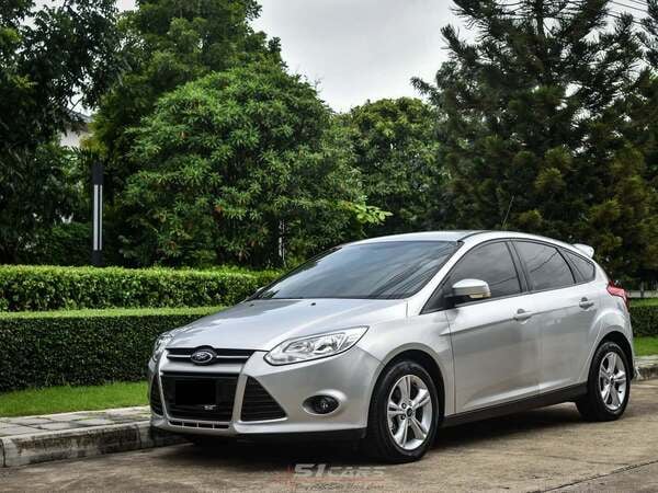 FORD FOCUS 1.6 HATCHBACK AT