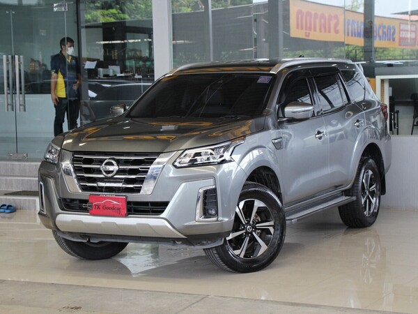 NISSAN TERRA 2.3