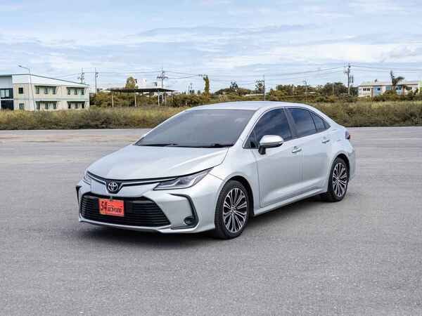 TOYOTA ALTIS TNGA 1.8 SPORT CVT 2021 BJFE