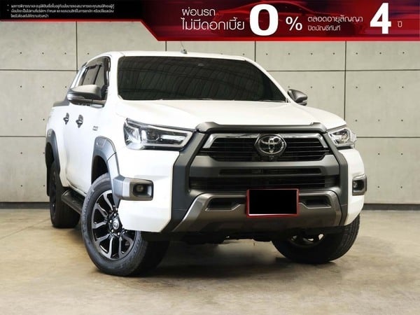 TOYOTA HILUX REVO 2.4 DOUBLE CAB PRERUNNER ROCCO PICKUP AT