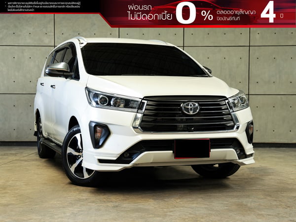 TOYOTA INNOVA 2.8 (ปี 16-22) CRYSTA PREMIUM WAGON AT